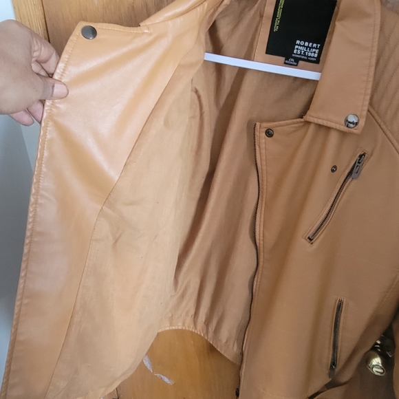 Jacket - Picture 2 of 6